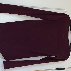 Lululemon running shirt